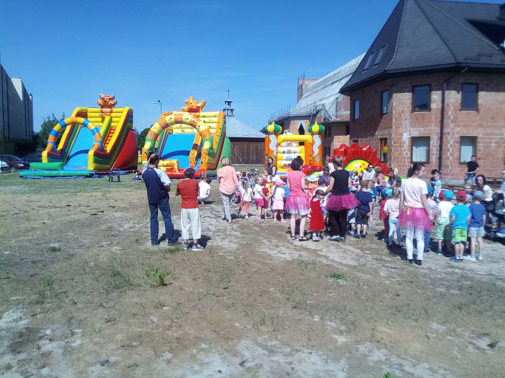 dzieci na zamku Alladyn