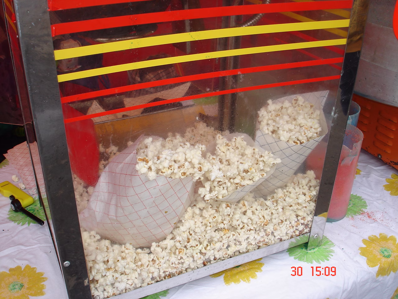 urządzenia do popcornu i waty cukrowej